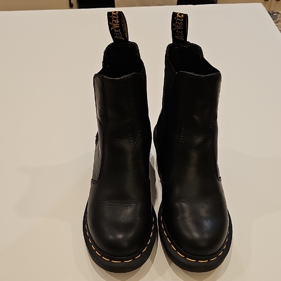 Dr. Martens Cadence Chelsea Black Leather Boots Size 7 Great Condition - Picture 2 of 10